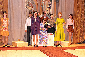 moda35.jpg (44967 bytes)